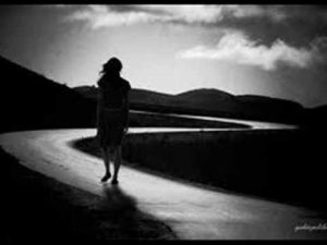 SEN GİDERKEN SEVGİLİ