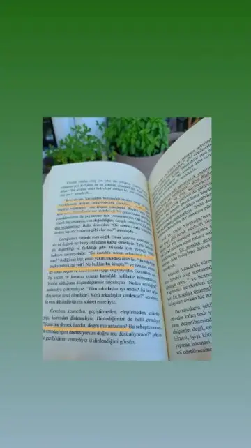Okurumuzun kitaplarımızla paylaştığı Instagram hikâyesi (33)